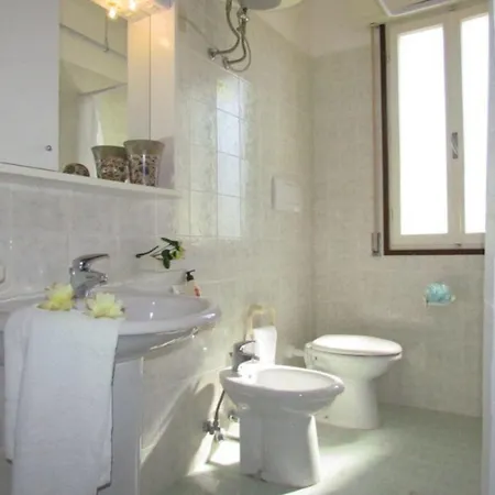 Near The And Thermal Area アパート